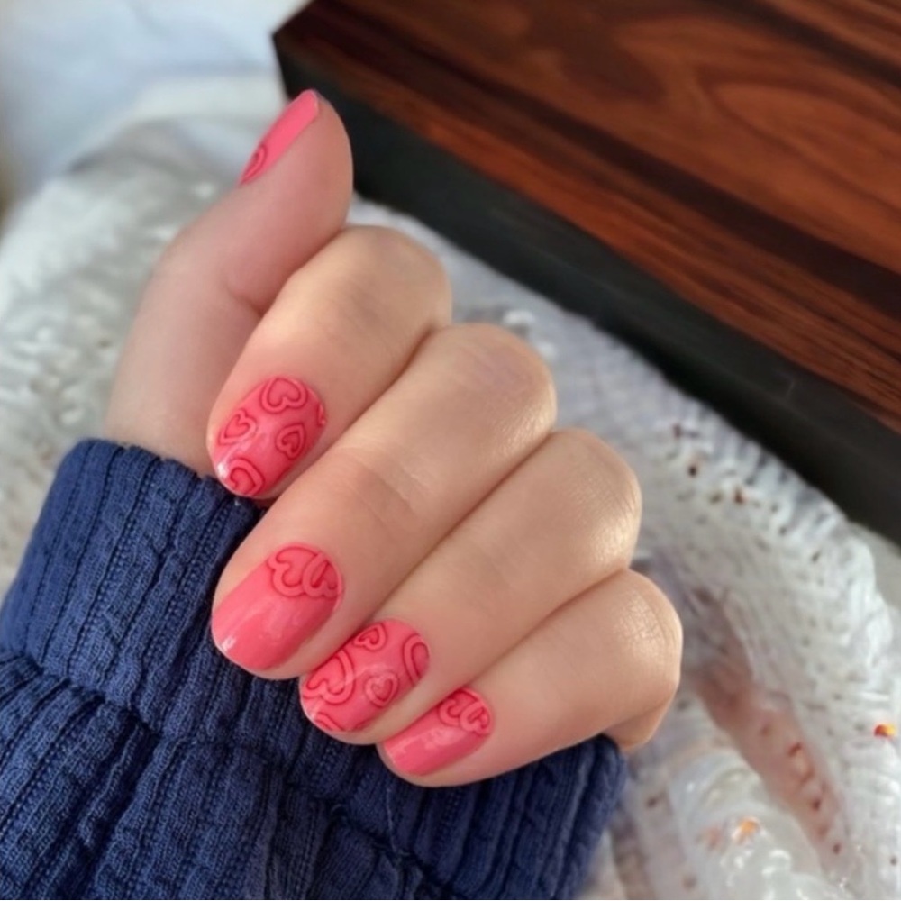*Retired* Color Street: Heartthrob | Valentine’s Day Coral Pink Heart Love - Picture 5 of 13